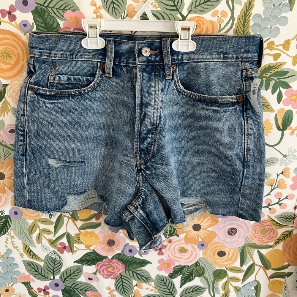 Old Navy Sky-Hi A-Line Jean Shorts Womens Size 8